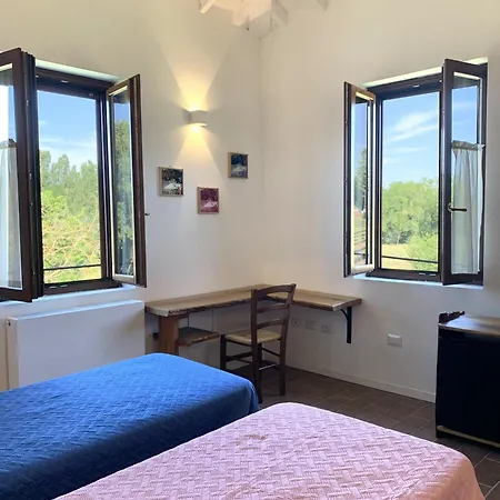 Parco Della Chiusa Farm stay